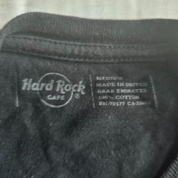 Title: womens vintage y2k black t shirt from hard rock cafe - Picture 3 of 4
